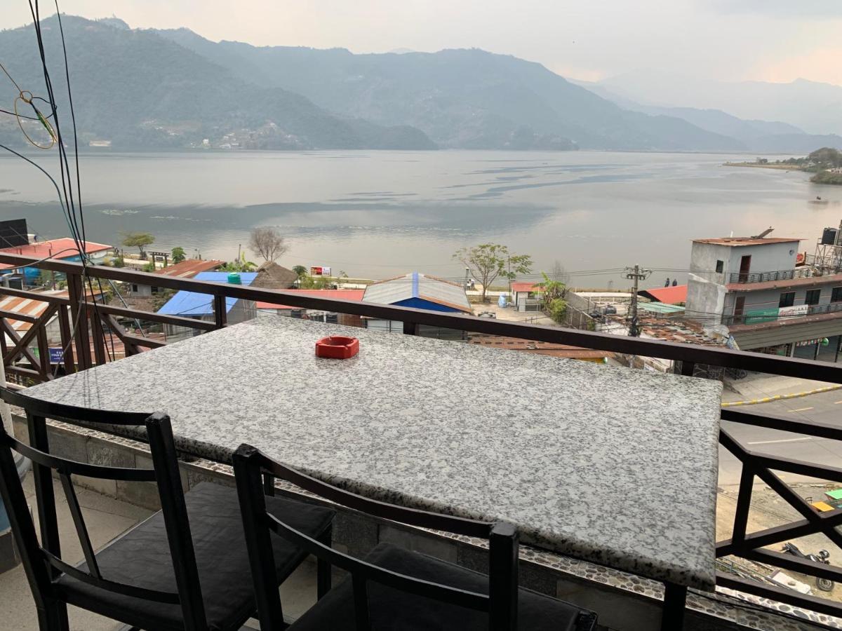 Lake Vision Guesthouse Pokhara Exterior foto