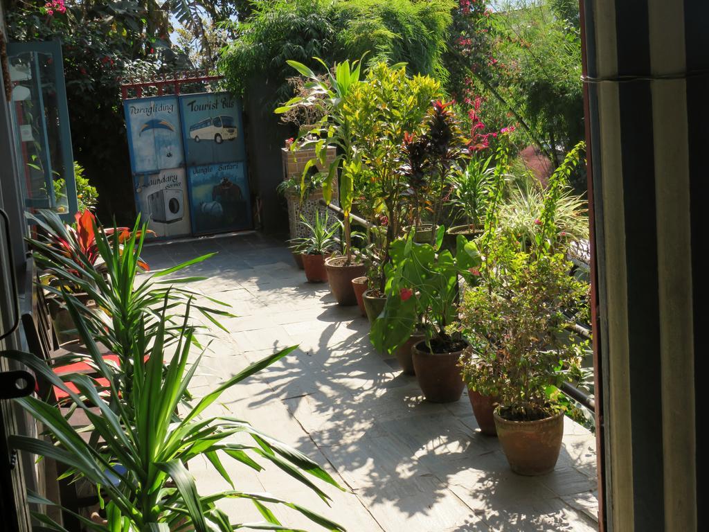 Lake Vision Guesthouse Pokhara Exterior foto